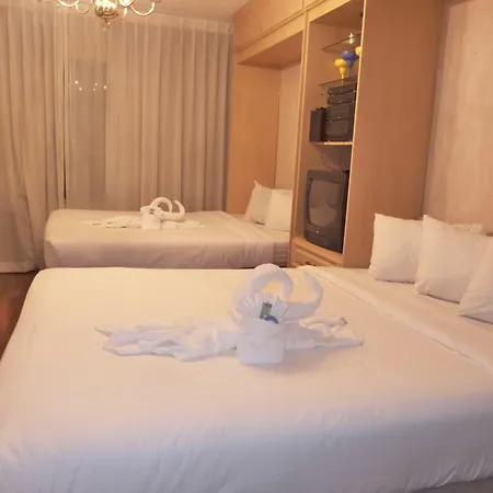 Ocean Front Casablanca Studios With Full Kitchens & Beach Access By Bl Rentals-3