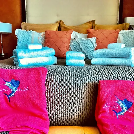Suites Ocean Drive Hotel-3