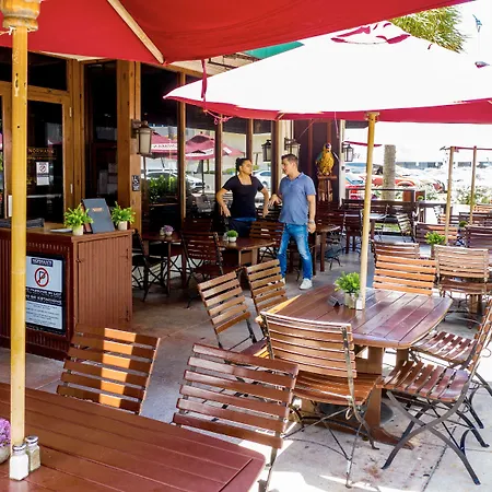 Norman'S Hotel And Dining-2