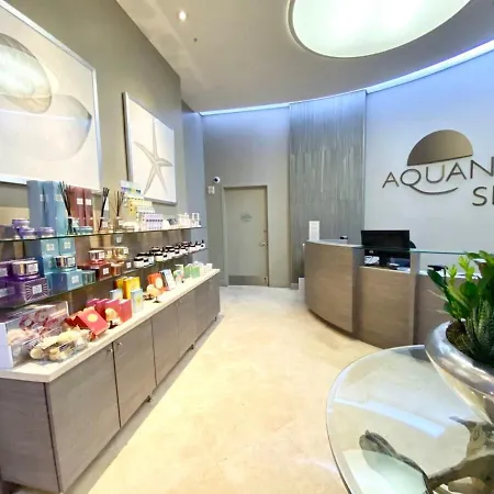 Elegant Resort Studio With Breathtaking Views-3