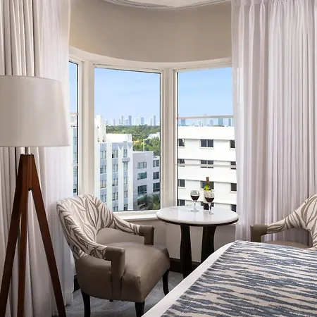 The Palms Hotel & Spa-2