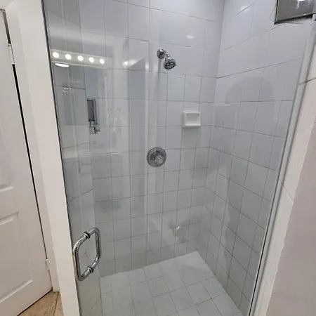 Castle Beach Club Apartments-3