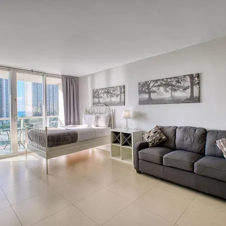 Miami Collins Beach Apartments-2