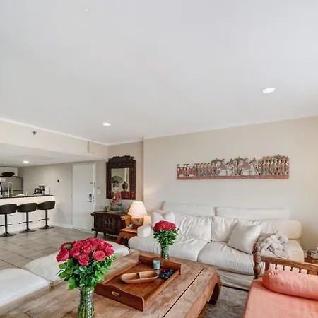 New Amazing Large 3Br Direct Oceanfront Penthouse On Ocean Drive!!-3