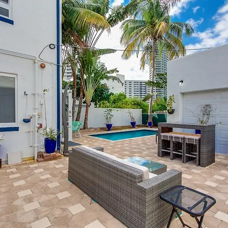 Villa Colors Of South Beach-3