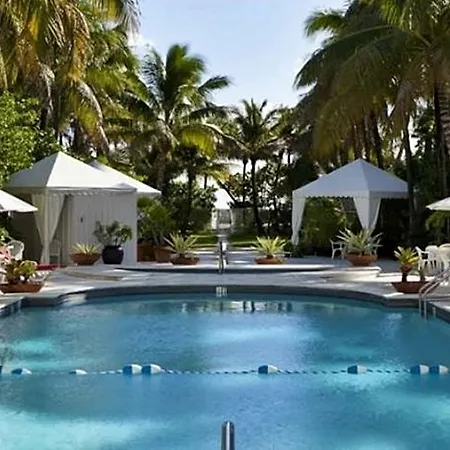 Richmond Studios South Beach-2