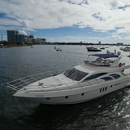 Miami Beach Luxury Yacht Charters-2