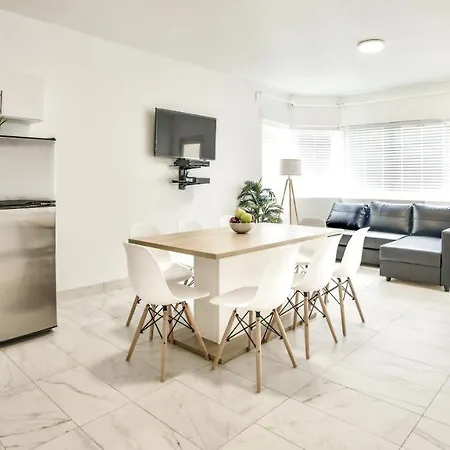 Sirena Suites Miami Beach-3