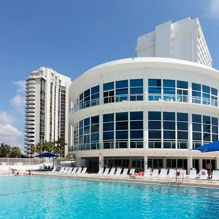 Castle Beach: Sea Grass Condo-3