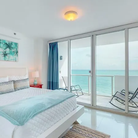 Castle Beach: Sea Grass Condo-3