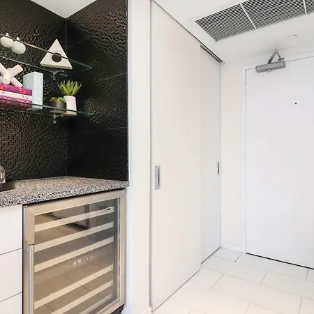 Luxury Beachfront Condo In Prime South Beach-2