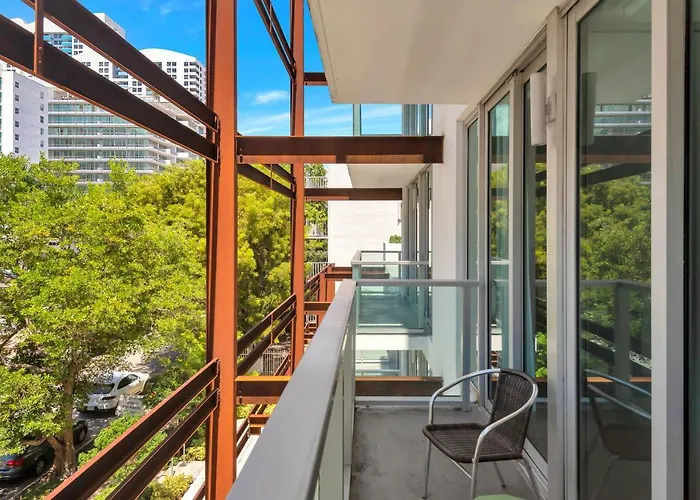 Boutique Hotel Suite 1215 West Avenue