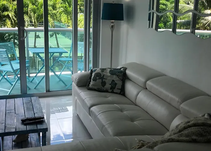 Pet friendly The Blue Island Apartment Miami Beach