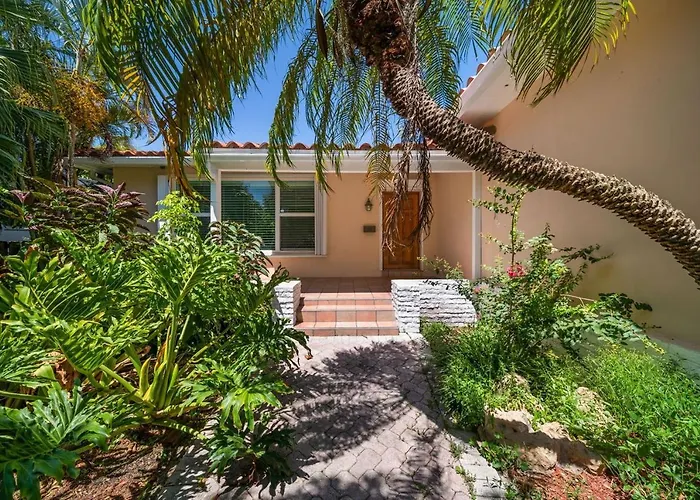 Miami Urus House Miami Beach