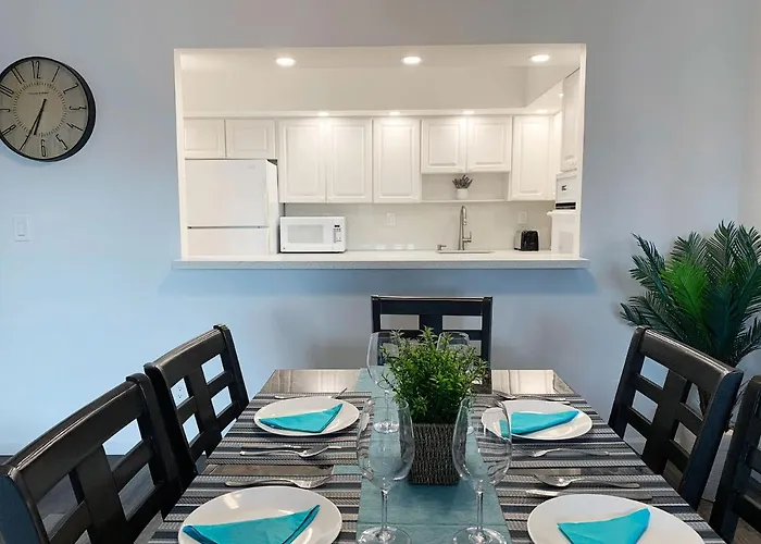 Beach Apartment At Condo-Hotel