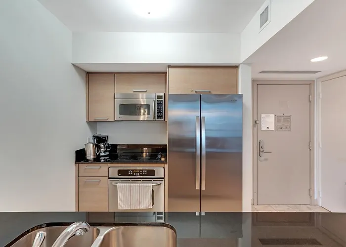 Resort Beach Condo Marenas By Pmi Miami Beach