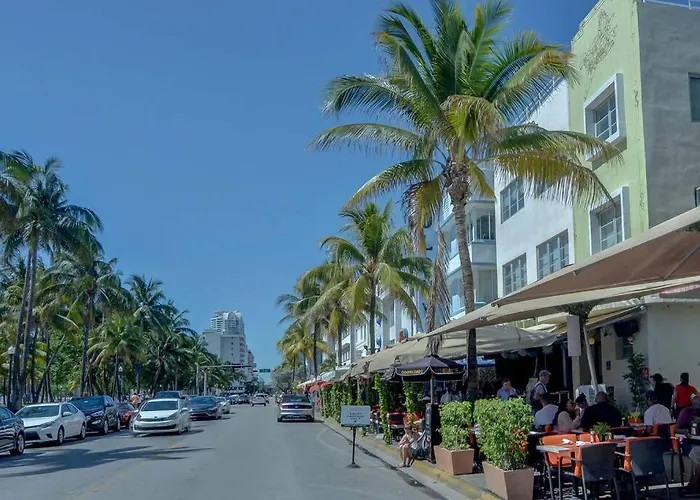 Oceanside Italian Luxury 2 Bedroom Apt With Free Parking