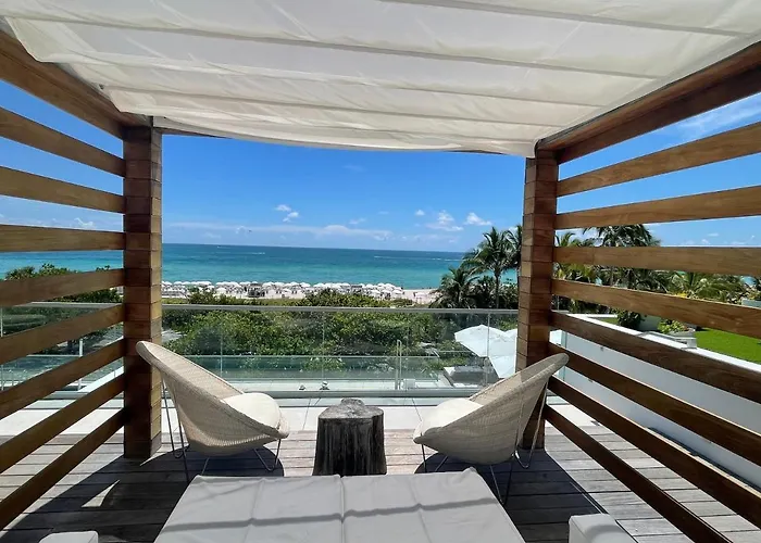 Large 1 Bedroom Apartment At Roney Palace Sleep 8 Miami Beach acceptant les animaux