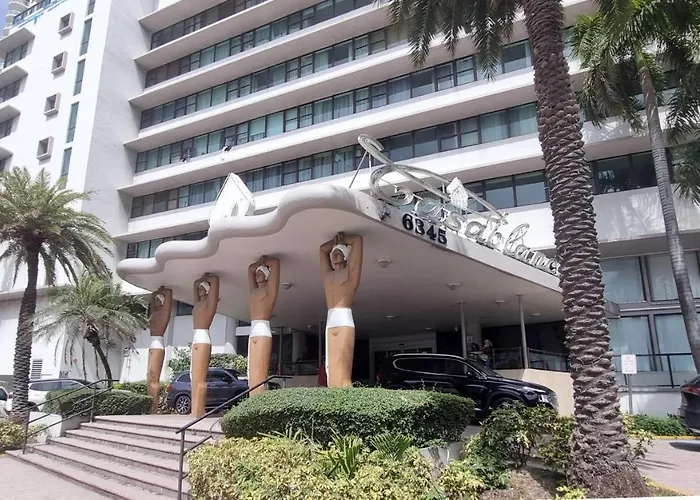 Miami Beach Suncoast Apartments VII