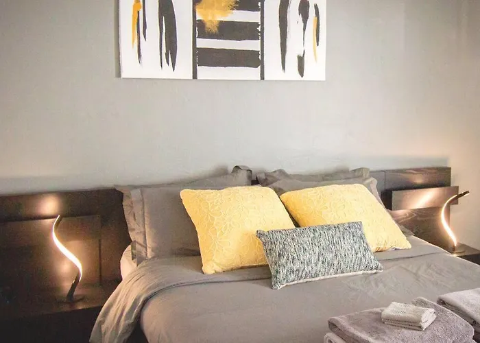 Queen 1Bd+Balcony 5 Min From Ocean Dr Free Parking