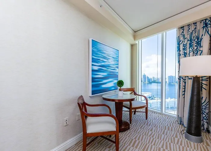 Trump International Studio Ocean & Bay View With Terrace Miami Beach