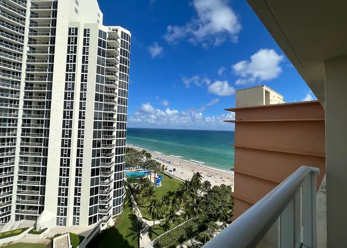Areia Azul Aparts Miami