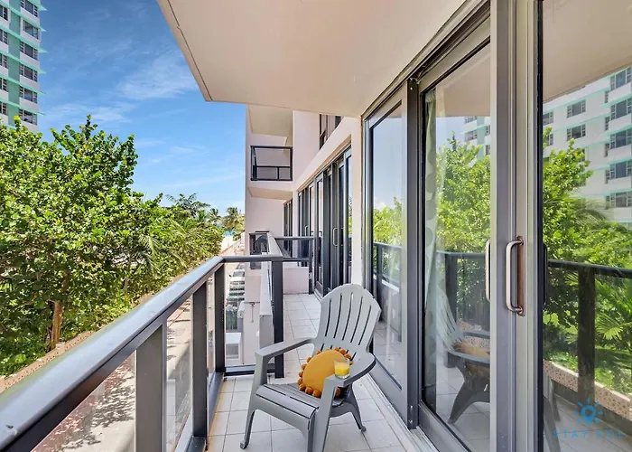 5 Balcony Condo 2 Bdrm