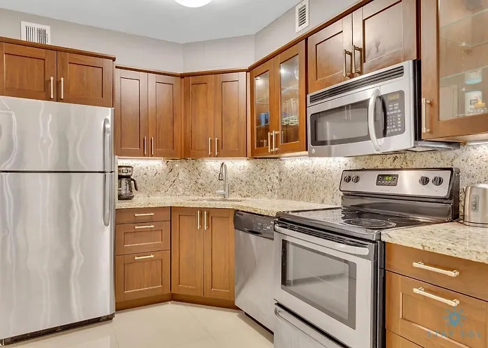 5 Balcony Condo 2 Bdrm