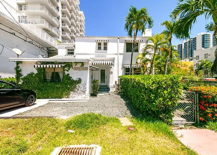 Studio House 2 Blocks From Beach