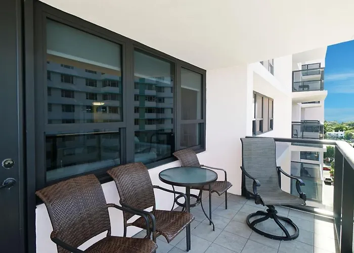 Private Apartment At The Alexander Hotel