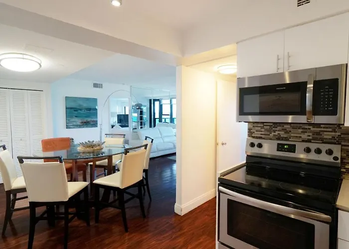 Private Apartment At The Alexander Hotel