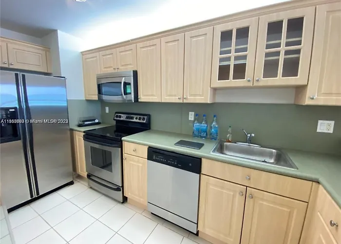 Sunshine Miami - Shared Apartment Miami Beach
