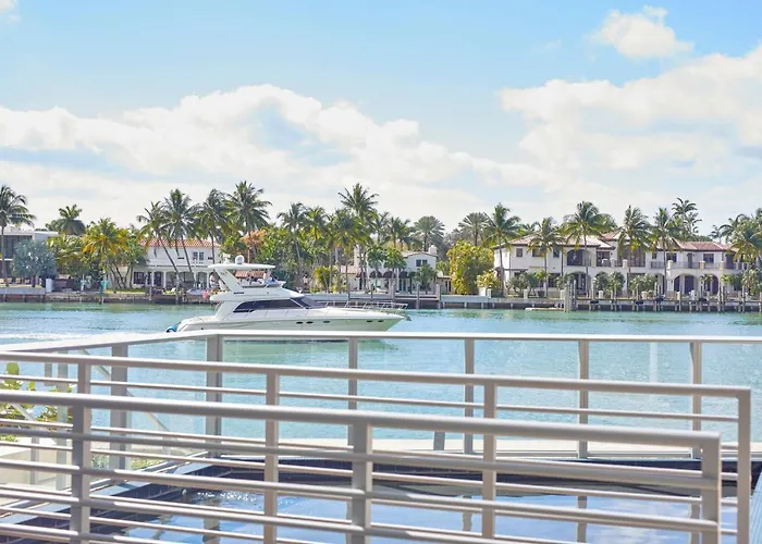 Peloro Miami Beach Delight
