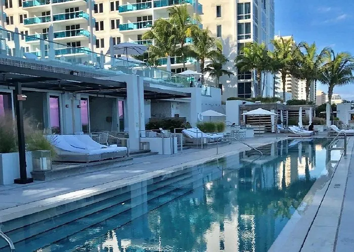 Plustay: Miami Beach Oasis Resort