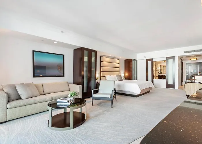 Fontainebleau Ocean View Private Studio -402