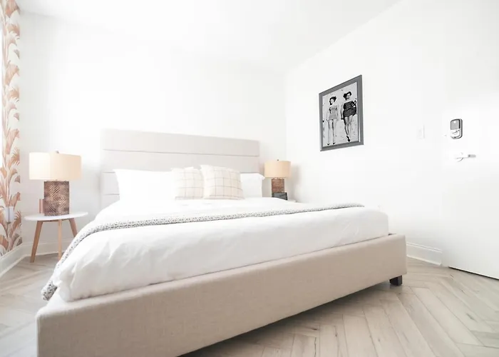 Collins Hotel Studio Miami Beach