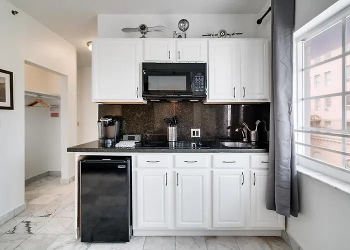Best Location Sobe Top Floor 2 Min To Beach & Fun