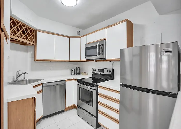 Amazing Ocean View Condo Beach Service Unit 607