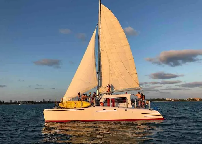 Mariah Catamaran