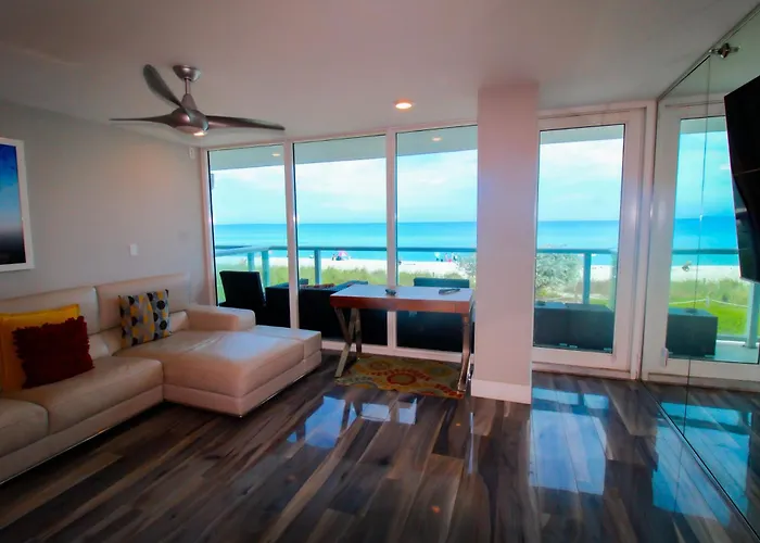 Castle Bth2 Stunning Oceanfront Townhouse, Private Beach Access, Private Pool Access, Tennis And Free Parking! Miami Beach