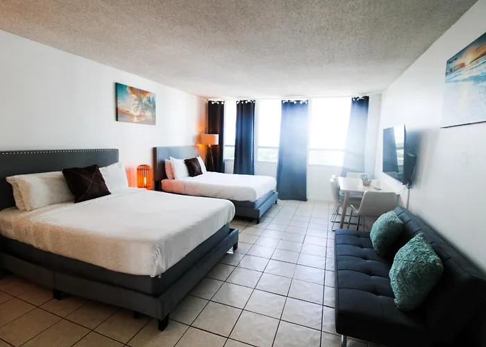 Castle 1205 Beachfront Studio With Free Parking, Beach Access, Pool, Tennis
