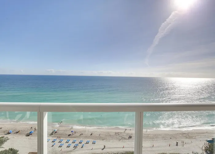 Sunny Isles Beach Retreat W/ Resort Perks! Miami Beach