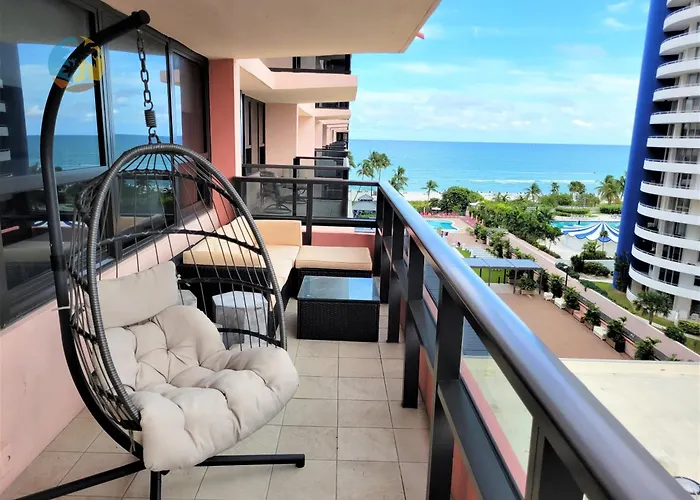 Deluxe Beach Resort - Hora Rentals