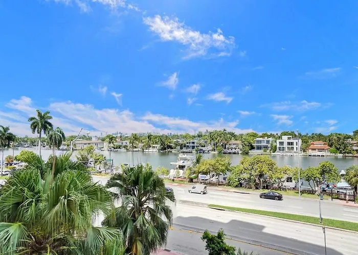 Beachfront Ocean View Condo Beach Service 520 Miami Beach
