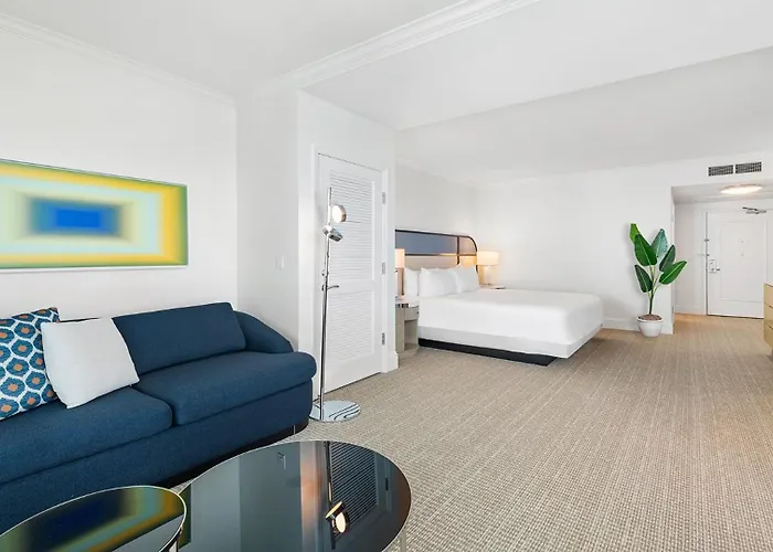 Haustierfreundliches Fontainebleau Ocean View Private Residence -90103 Miami Beach