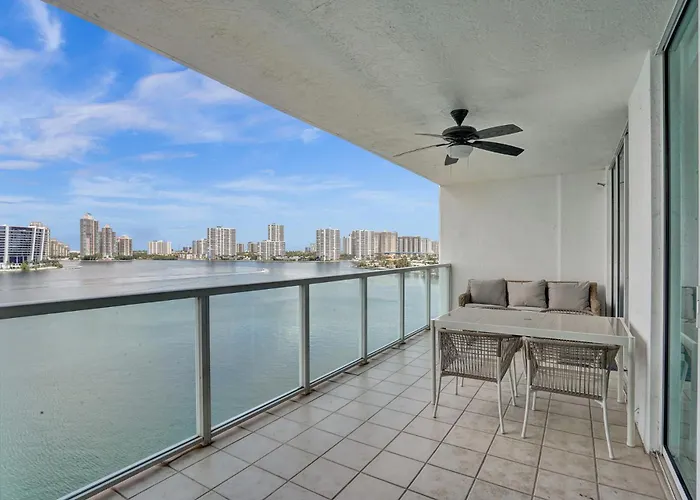 Haustierfreundliches Ferienwohnung Marina Bay Sunny Isles 1005 Miami Beach