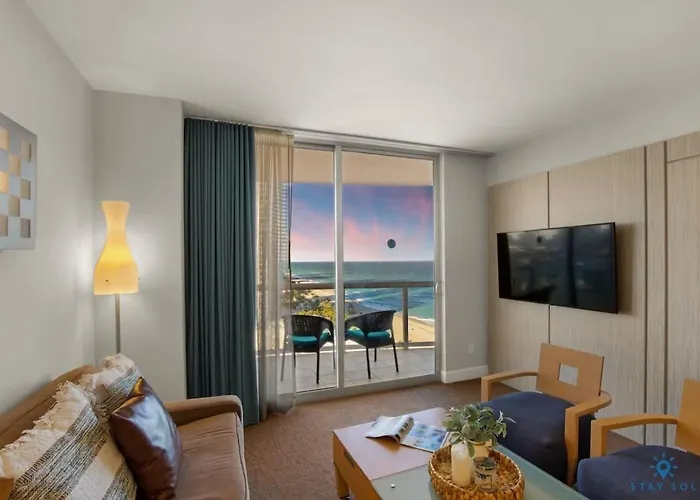 Beachfront Resort Pool Ocean View Balcony Miami Beach