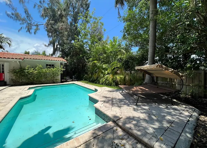 Hidden Miami Gem W Pool Bbq & Minutes To Beach Miami Beach