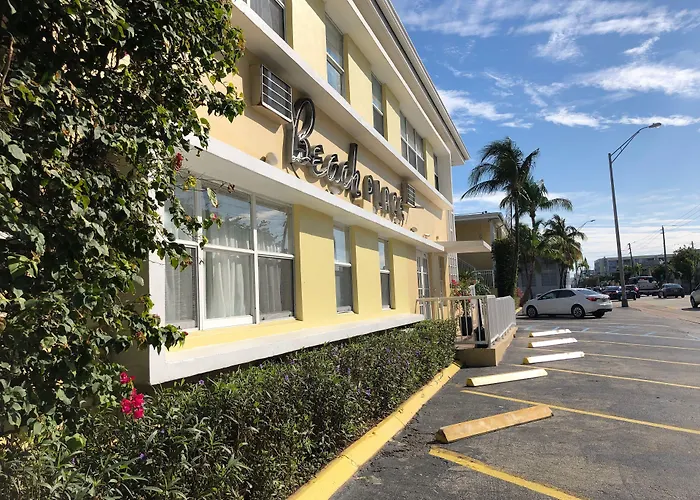 Beach Place Hotel