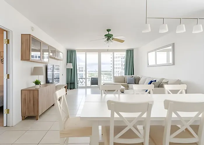 Pavilion - Stunning Bay View Miami Beach